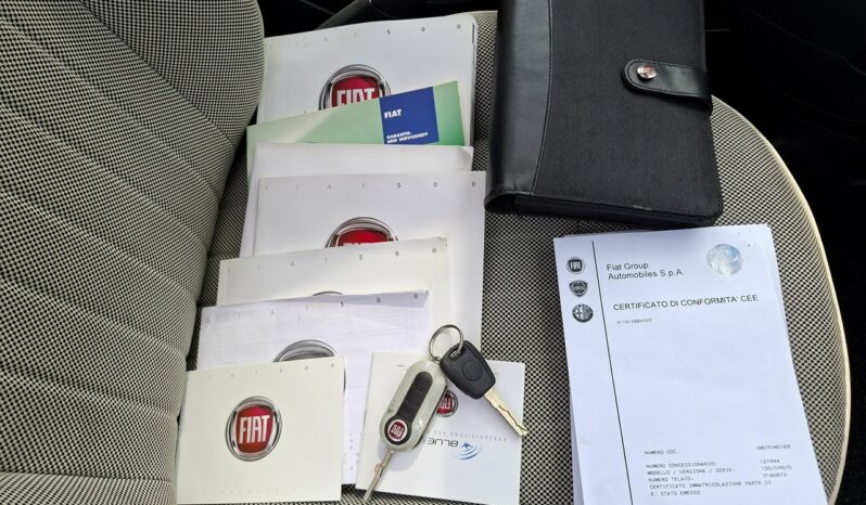Fiat 500 | FWD (przód) | Manualna | 100 KM | Czarny full