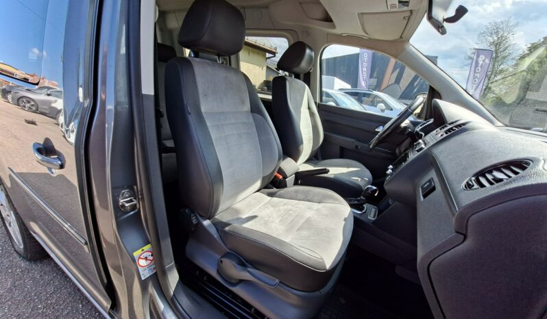 Volkswagen Caddy | 4×4 (doł. automatycznie) | Automatyczna | 140 KM | Szary full