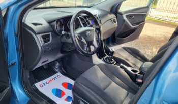 Hyundai i30 | FWD (przód) | Manualna | 100 KM | Niebieski full