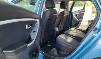 Hyundai i30 | FWD (przód) | Manualna | 100 KM | Niebieski full