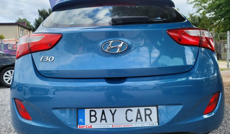 Hyundai i30 | FWD (przód) | Manualna | 100 KM | Niebieski full