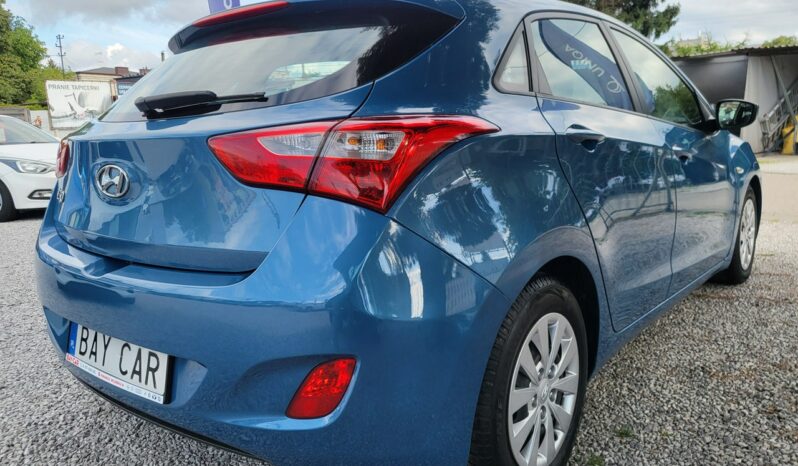 Hyundai i30 | FWD (przód) | Manualna | 100 KM | Niebieski full