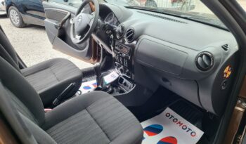 Dacia Duster | FWD (przód) | Manualna | 105 KM | Brązowy full