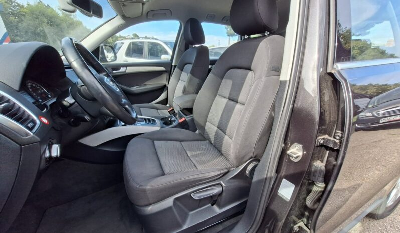 Audi Q5 | 4×4 (stały) | Automatyczna | 225 KM | Czarny full