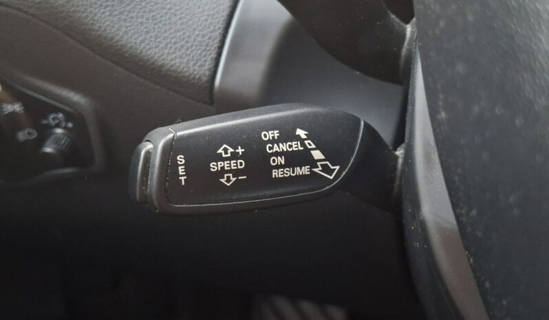 Audi Q5 | 4×4 (stały) | Automatyczna | 225 KM | Czarny full