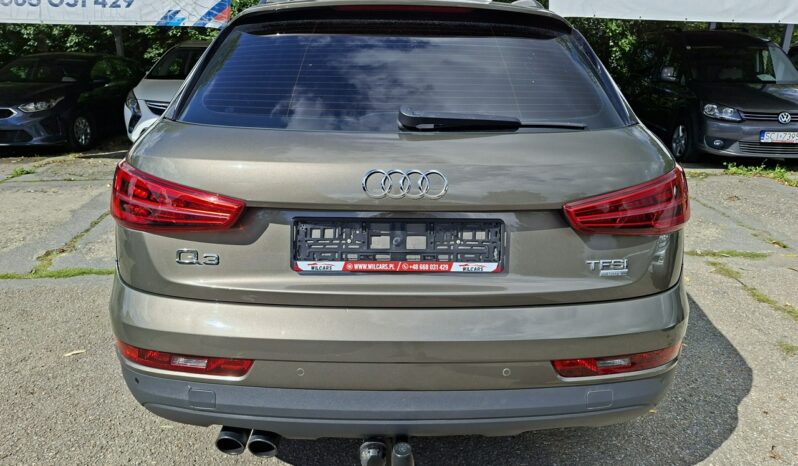 Audi Q3 | FWD (przód) | Manualna | 150 KM | Brązowy full