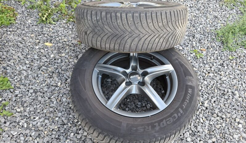 Audi Q3 | FWD (przód) | Manualna | 150 KM | Brązowy full
