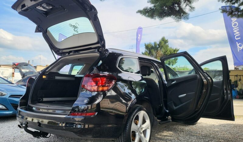 Opel Astra | FWD (przód) | Manualna | 140 KM | Czarny full