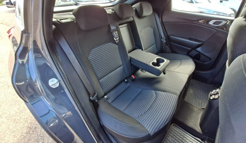 Kia XCeed | FWD (przód) | Automatyczna | 141 KM | Szary full