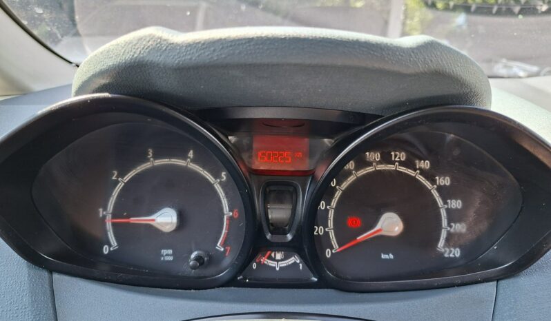 Ford Fiesta | FWD (przód) | Manualna | 82 KM | Czarny full