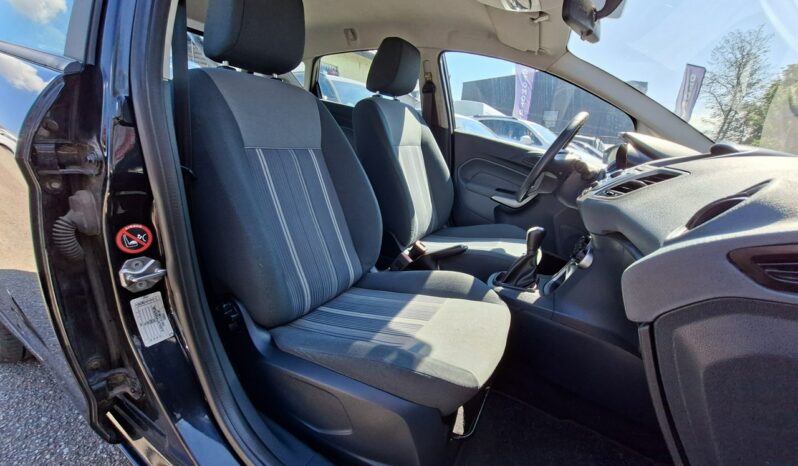 Ford Fiesta | FWD (przód) | Manualna | 82 KM | Czarny full