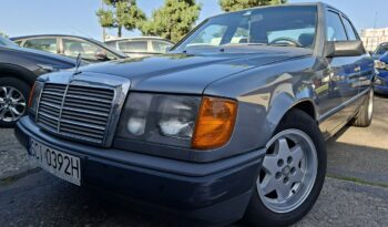 Mercedes-Benz Klasa E | RWD (tył) | Manualna | 136 KM | Srebrny full