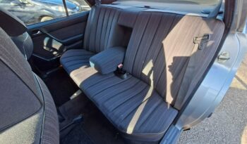 Mercedes-Benz Klasa E | RWD (tył) | Manualna | 136 KM | Srebrny full