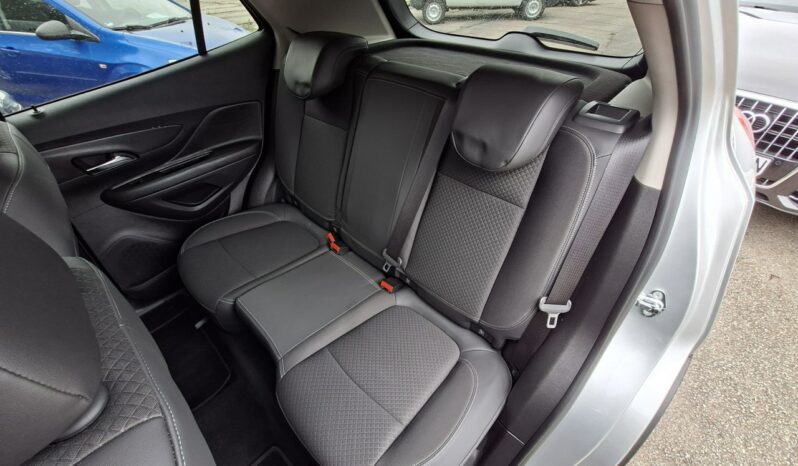 Opel Mokka X | 4×4 (doł. automatycznie) | Manualna | 140 KM | Srebrny full