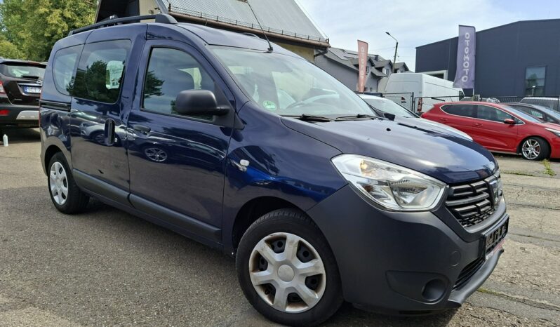 Dacia Dokker | FWD (przód) | Manualna | 102 KM | Granatowy full
