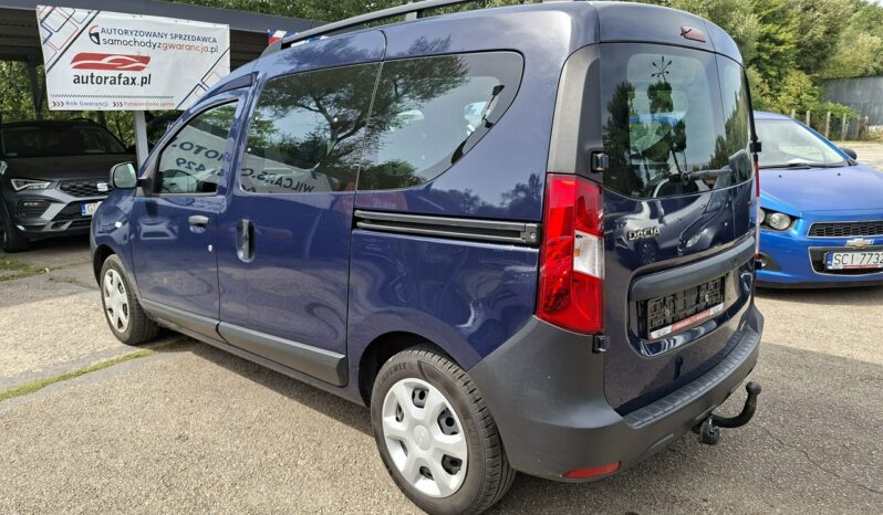 Dacia Dokker | FWD (przód) | Manualna | 102 KM | Granatowy full