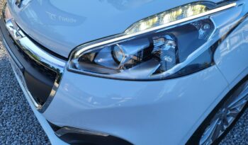 Peugeot 208 | FWD (przód) | Manualna | 100 KM | Biały full