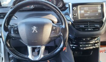 Peugeot 208 | FWD (przód) | Manualna | 100 KM | Biały full