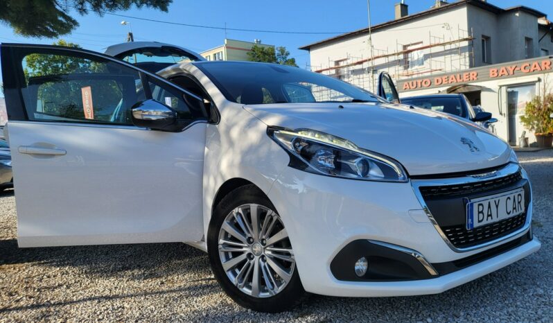 Peugeot 208 | FWD (przód) | Manualna | 100 KM | Biały full