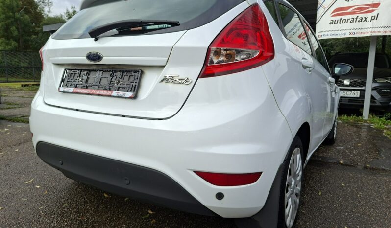 Ford Fiesta | FWD (przód) | Manualna | 82 KM | Biały full