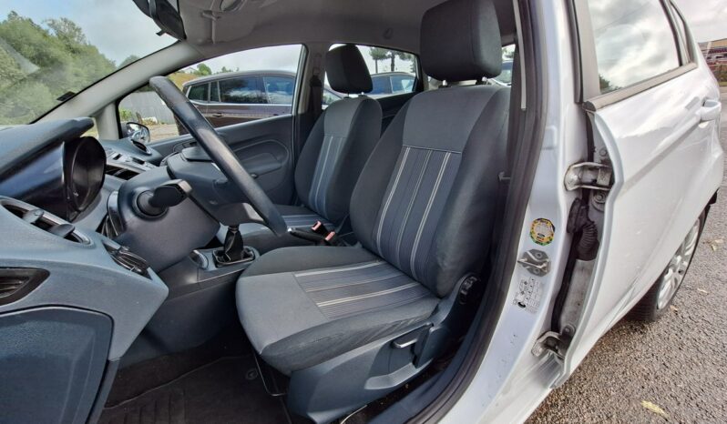 Ford Fiesta | FWD (przód) | Manualna | 82 KM | Biały full
