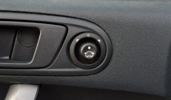 Ford Fiesta | FWD (przód) | Manualna | 82 KM | Biały full
