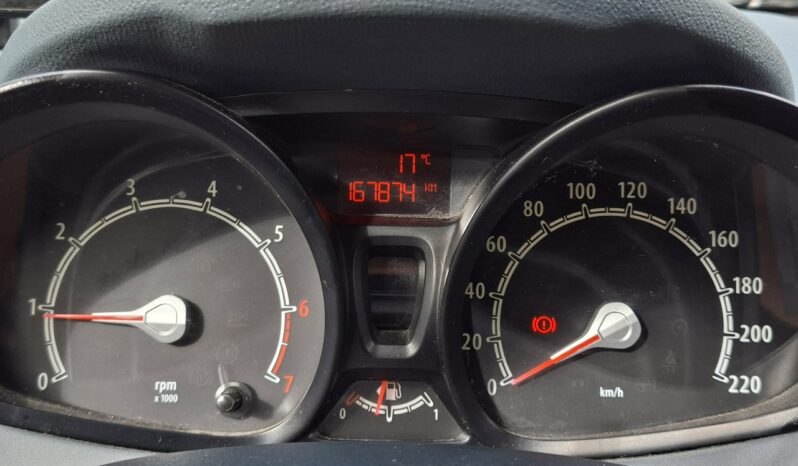 Ford Fiesta | FWD (przód) | Manualna | 82 KM | Biały full
