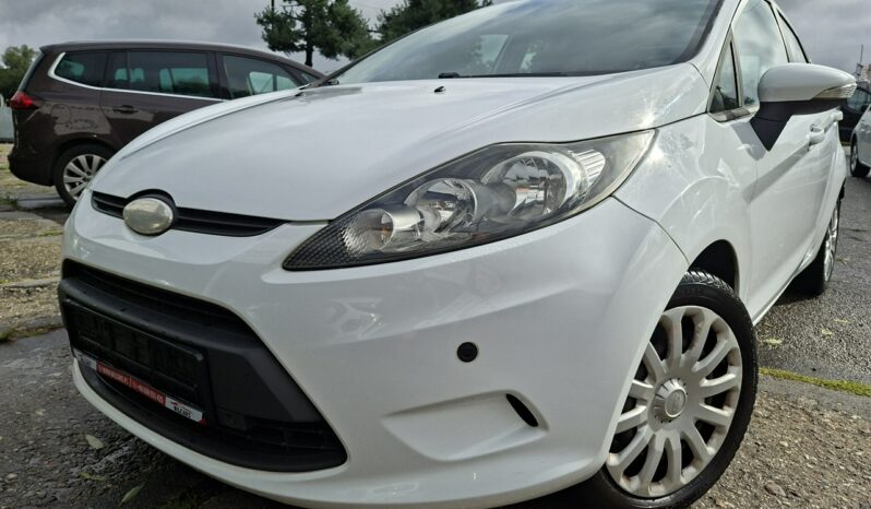 Ford Fiesta | FWD (przód) | Manualna | 82 KM | Biały full