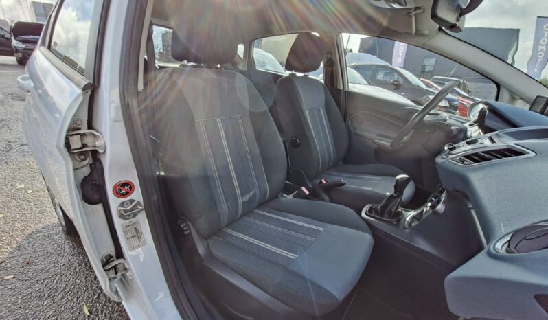 Ford Fiesta | FWD (przód) | Manualna | 82 KM | Biały full
