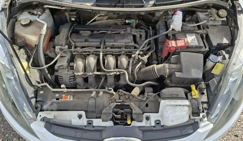 Ford Fiesta | FWD (przód) | Manualna | 82 KM | Biały full
