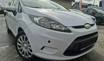 Ford Fiesta | FWD (przód) | Manualna | 82 KM | Biały full