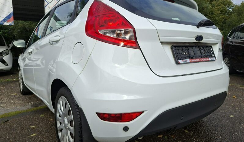 Ford Fiesta | FWD (przód) | Manualna | 82 KM | Biały full