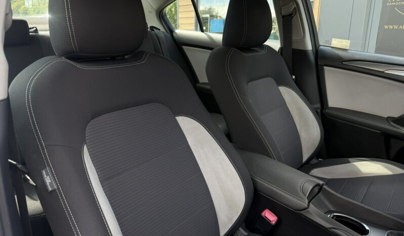 Toyota Avensis | FWD (przód) | Manualna | 143 KM | Biały full
