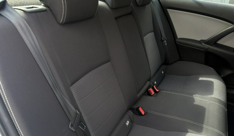 Toyota Avensis | FWD (przód) | Manualna | 143 KM | Biały full