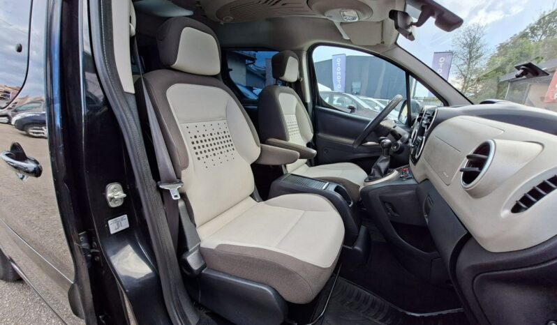 Citroën Berlingo | FWD (przód) | Manualna | 120 KM | Czarny full
