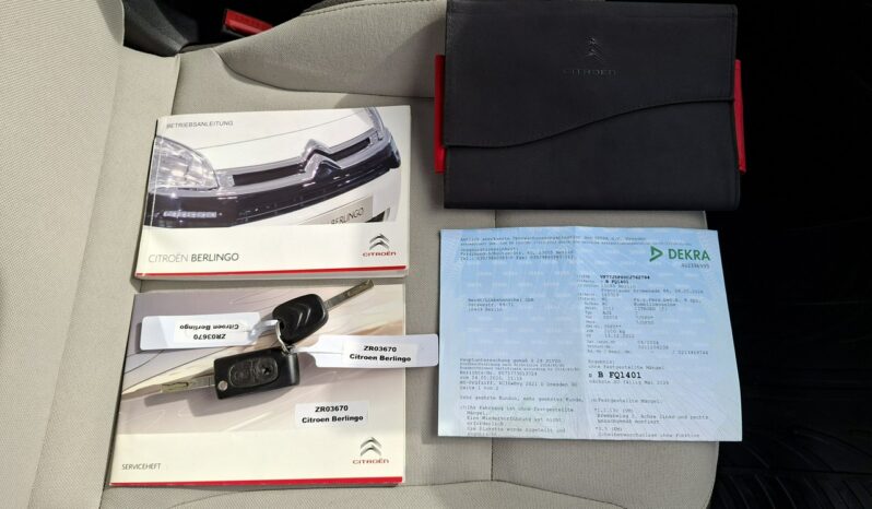Citroën Berlingo | FWD (przód) | Manualna | 120 KM | Czarny full