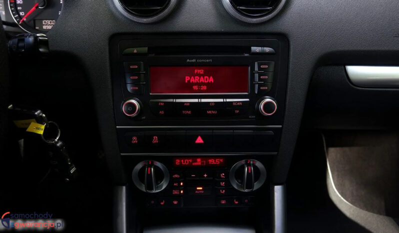 Audi A3 3-drzwiowe | FWD (przód) | Manualna | 125 KM | Niebieski full