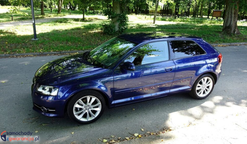Audi A3 3-drzwiowe | FWD (przód) | Manualna | 125 KM | Niebieski full