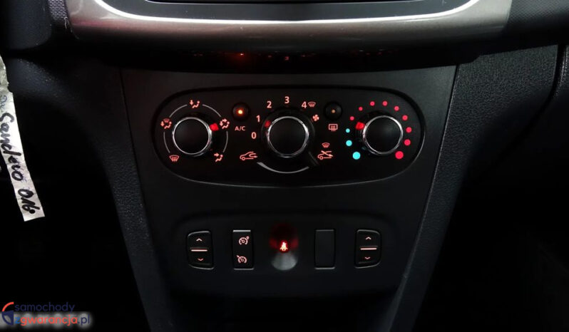 Dacia Sandero | FWD (przód) | Manualna | 90 KM | Niebieski full