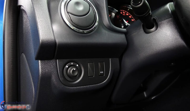 Dacia Sandero | FWD (przód) | Manualna | 90 KM | Niebieski full