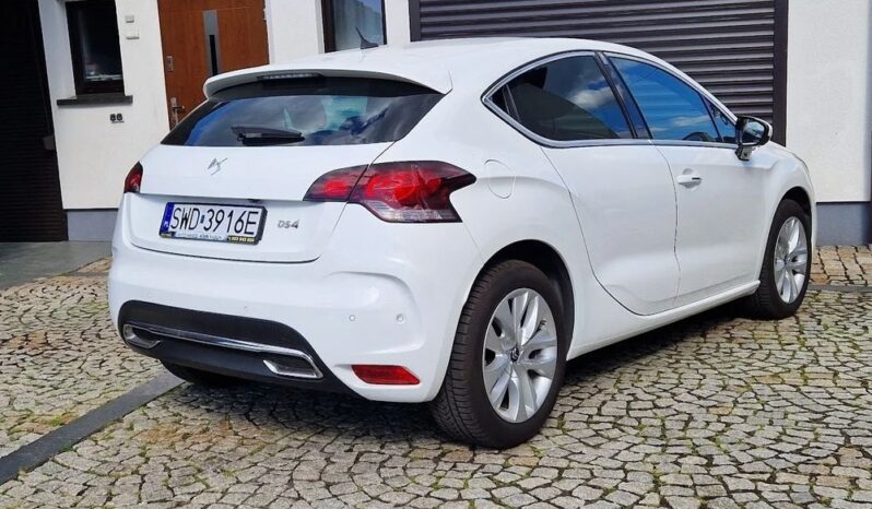 DS Automobiles DS 4 | FWD (przód) | Automatyczna | 165 KM | Biały full