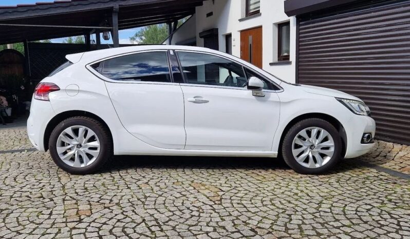 DS Automobiles DS 4 | FWD (przód) | Automatyczna | 165 KM | Biały full