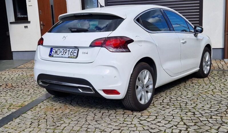 DS Automobiles DS 4 | FWD (przód) | Automatyczna | 165 KM | Biały full