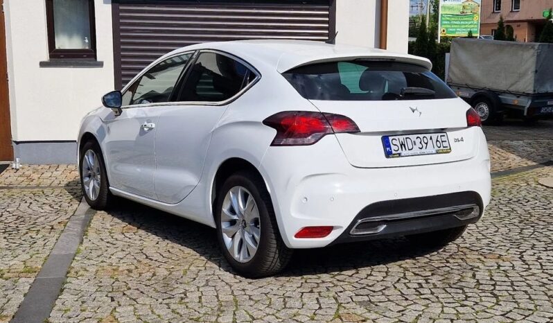DS Automobiles DS 4 | FWD (przód) | Automatyczna | 165 KM | Biały full