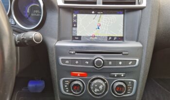 DS Automobiles DS 4 | FWD (przód) | Automatyczna | 165 KM | Biały full