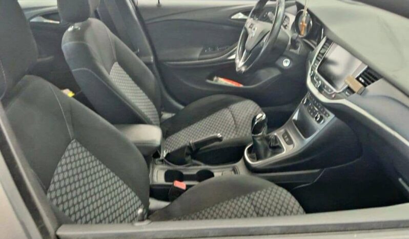Opel Astra | FWD (przód) | Manualna | 125 KM | Czarny full