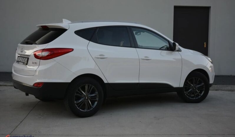 Hyundai ix35 | FWD (przód) | Manualna | 166 KM | Biały full