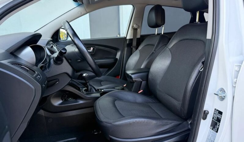 Hyundai ix35 | FWD (przód) | Manualna | 166 KM | Biały full