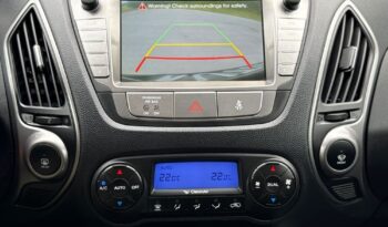 Hyundai ix35 | FWD (przód) | Manualna | 166 KM | Biały full