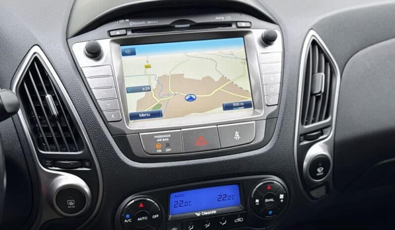 Hyundai ix35 | FWD (przód) | Manualna | 166 KM | Biały full